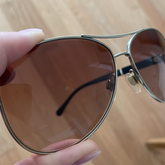 Burberry Sunglasses - Picture 5 of 5